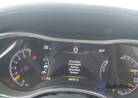 2017 Jeep Grand Cherokee Overland 4X4 из США, поврежденный, VIN 1C4RJFCGXHC707536